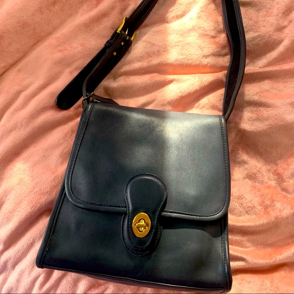 Navy Coach Shelbourne Crossbody purse